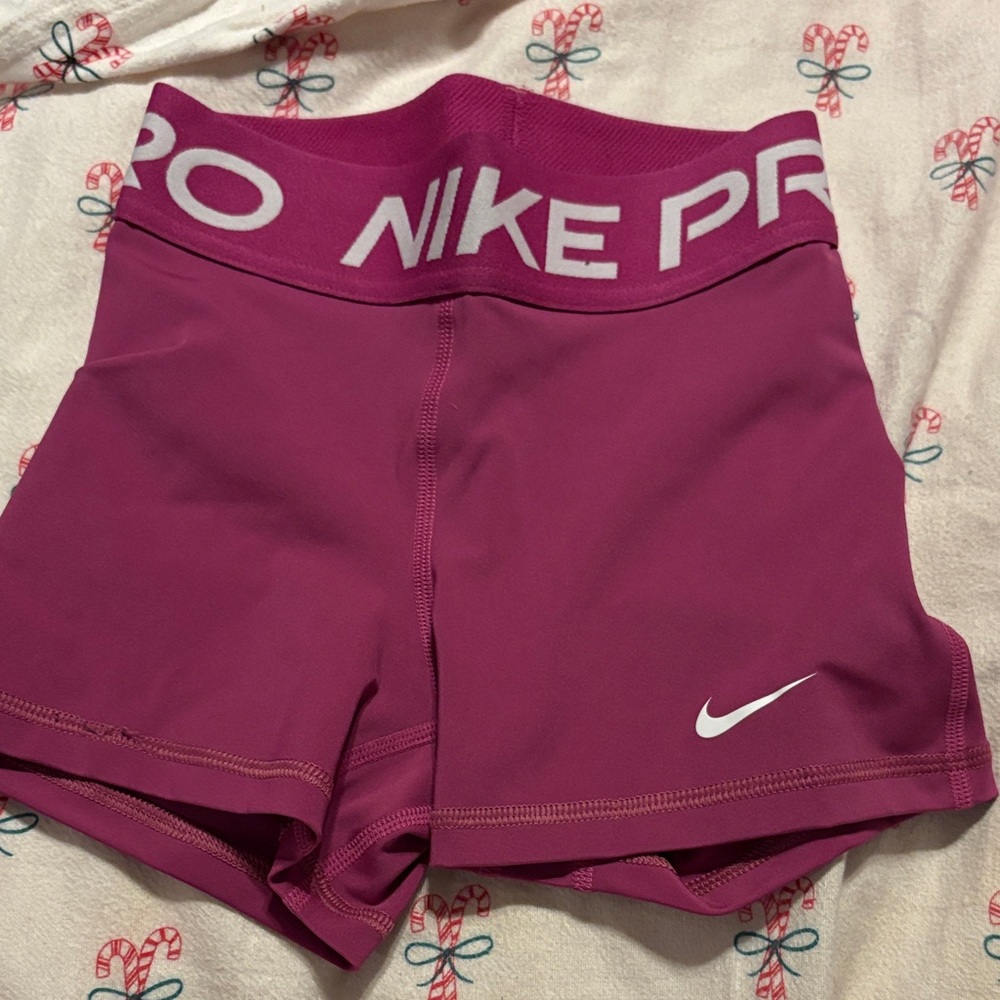 Nike Pro Women's Magenta Athletic Compression Shorts